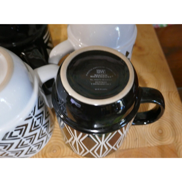 Boston Warehouse 4 Stackable Coffee Tea Mugs Cups Black White Geometric Pattern - Picture 11 of 16